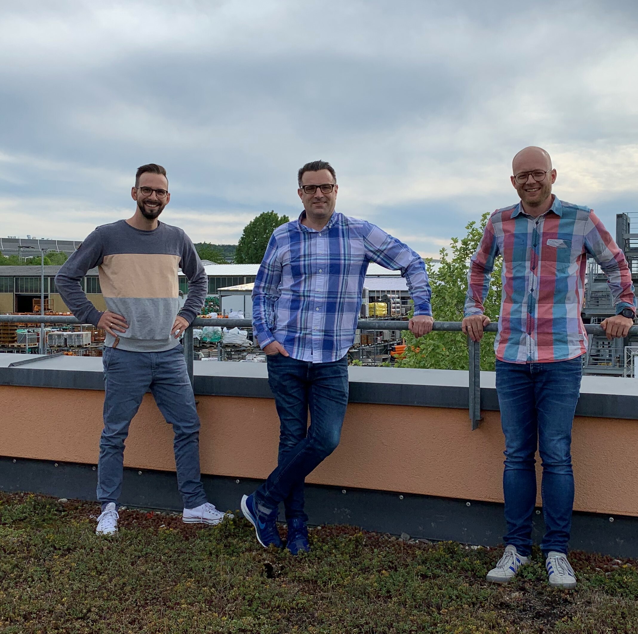 Der Neue in der Mitte: Sebastian Kapteina, Dr. Andreas Goldmann und Manuel Neeb (von links)