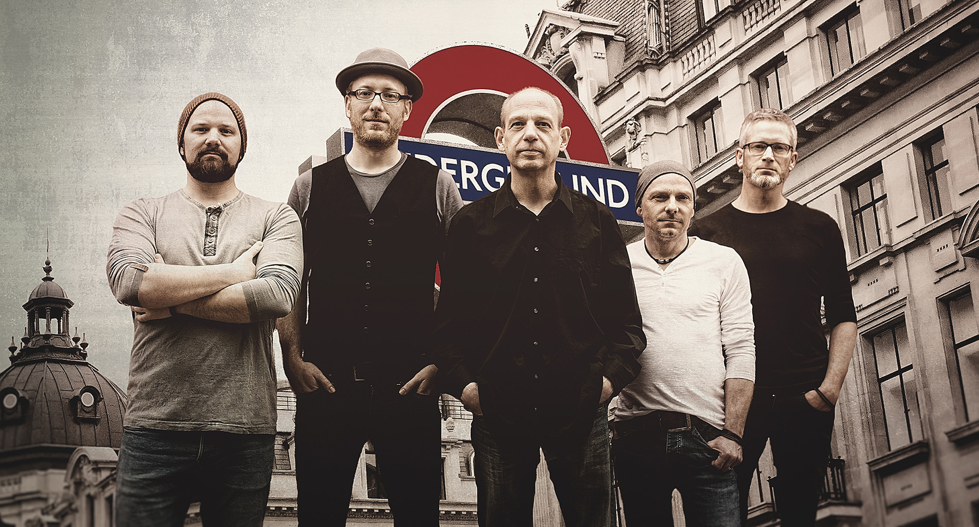 Die Tribute-Band  der Dire Straits "Brothers in Arms" kommt aus und ist seit