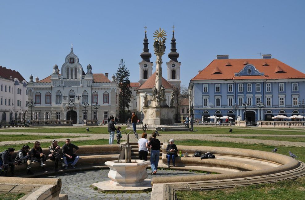 Am   Domplatz von Temeswar kann man die bewegte Geschichte der Stadt bis zur türkischen Besetzung atmen.