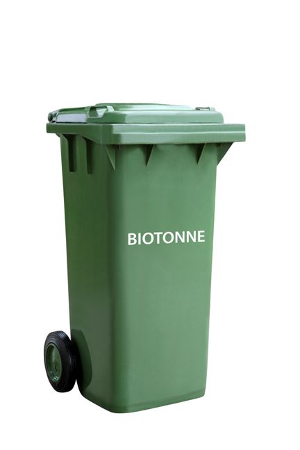 Von Montag bis Mitte Oktober werden die Biotonnen im Kreis Böblingen kontrolliert. Bild: Achim Banck/Adobe Stock