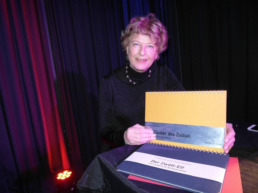 Andrea Vogelgsang hat als Nessa Altura ein neues Buch veröffentlicht: "Lobster Tales - ein Lesebuch für die Küche". Bild: Staber