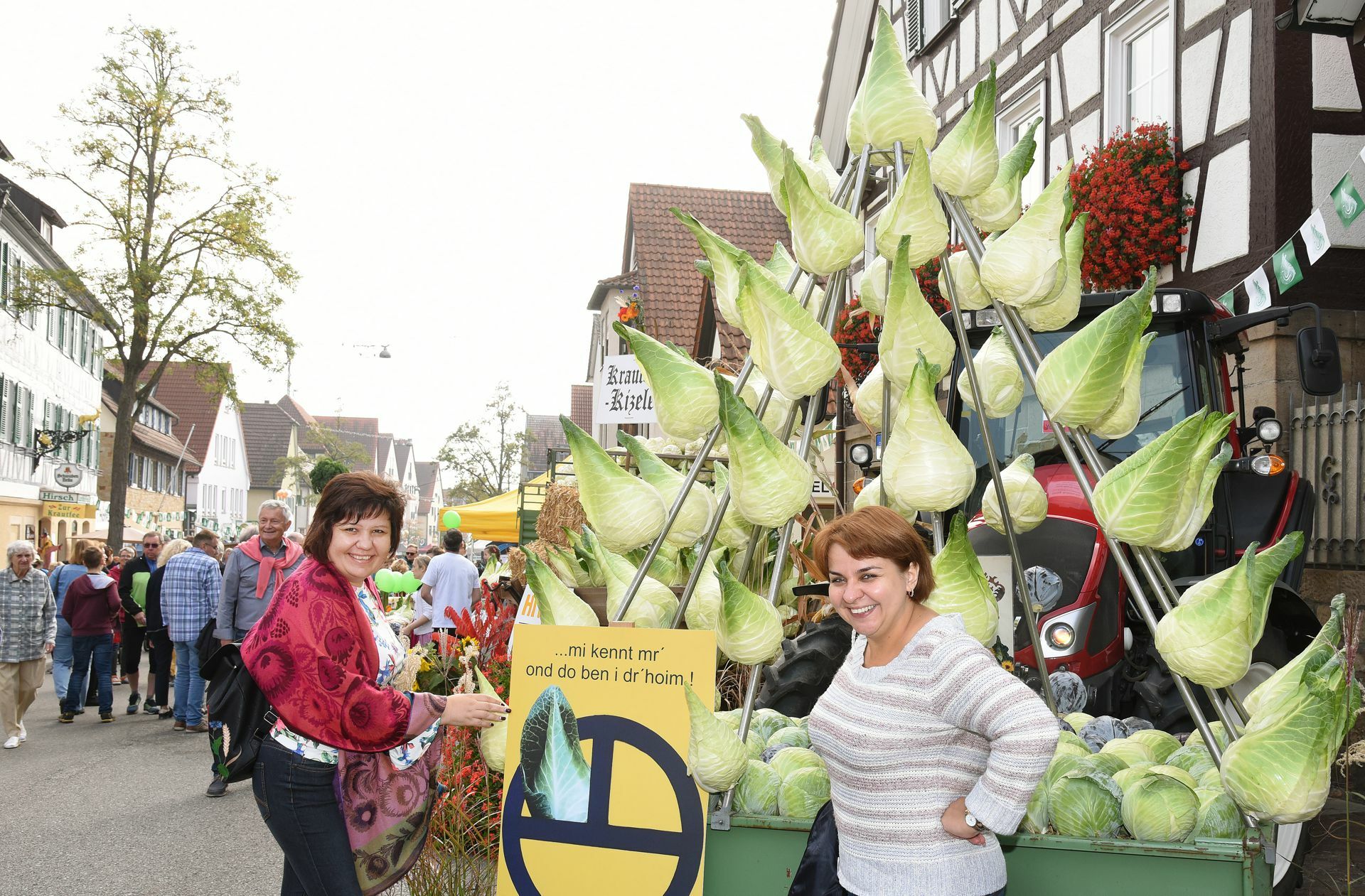 Beim Echterdinger Krautfest vor drei Jahren waren auch Gäste aus der ukrainischen Partnerstadt Poltawa zu Besuch. Die 300 000 Einwohner zählende Stadt in der Zentralukraine ist gleich mit drei Filderkommunen verbandelt. Filderstadt, Leinfelden-Echterdingen und Ostfildern pflegen die Partnerschaft mit Poltawa seit dem Ende der 1980er Jahre gemeinsam.