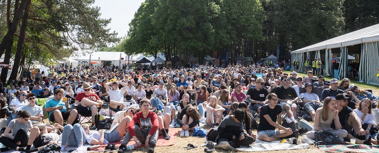 Über 5000 Besucher kamen zum Pfingstjugendtreffen in Aidlingen. Bild: Richter