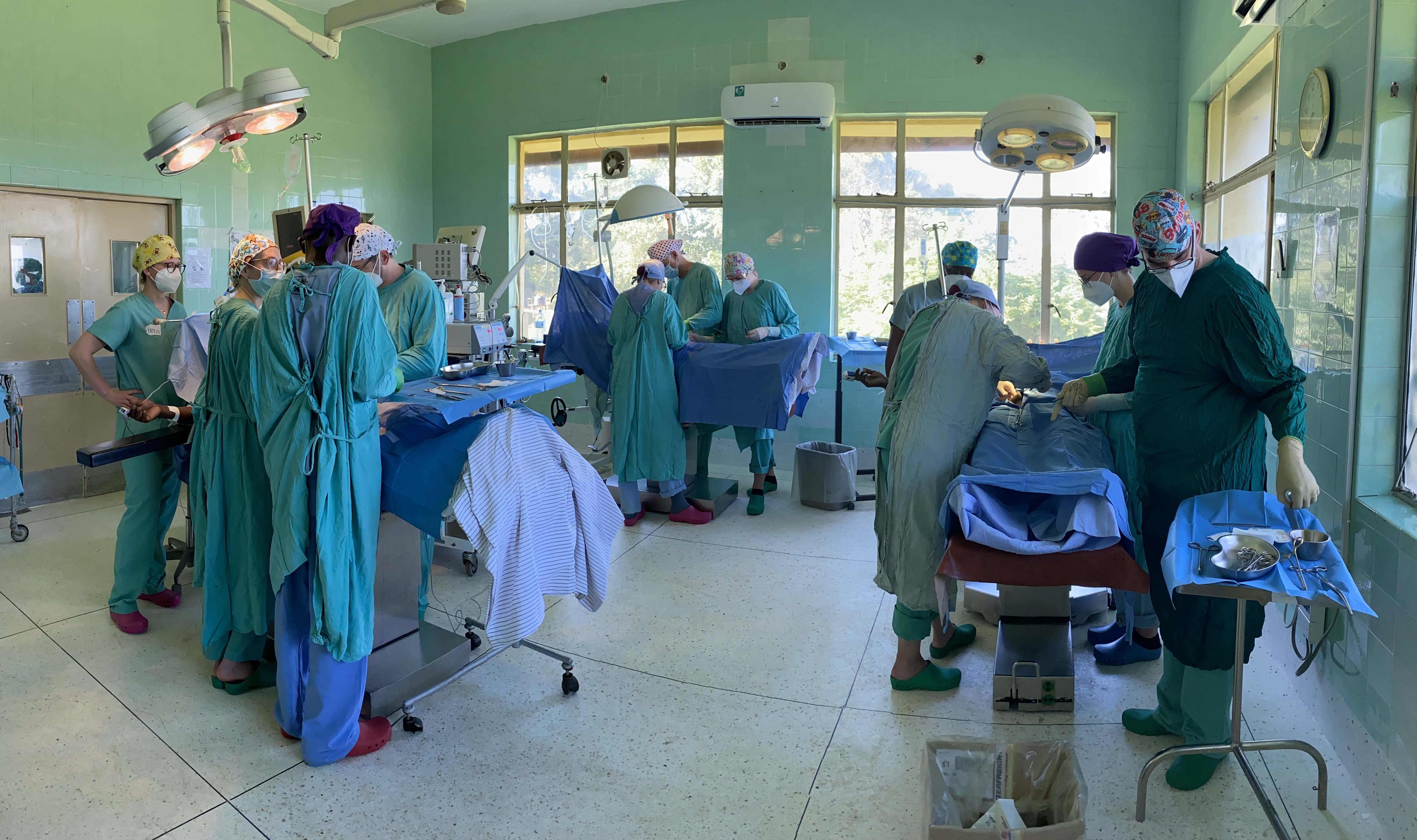 Ein OP-Saal im Krankenhaus in Uganda.     Bild: z