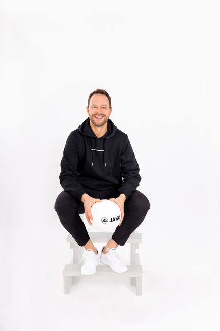 Der Deufringer Tobias Röschl ist seit Kindertagen Fan des VfB Stuttgart. Bild: z
