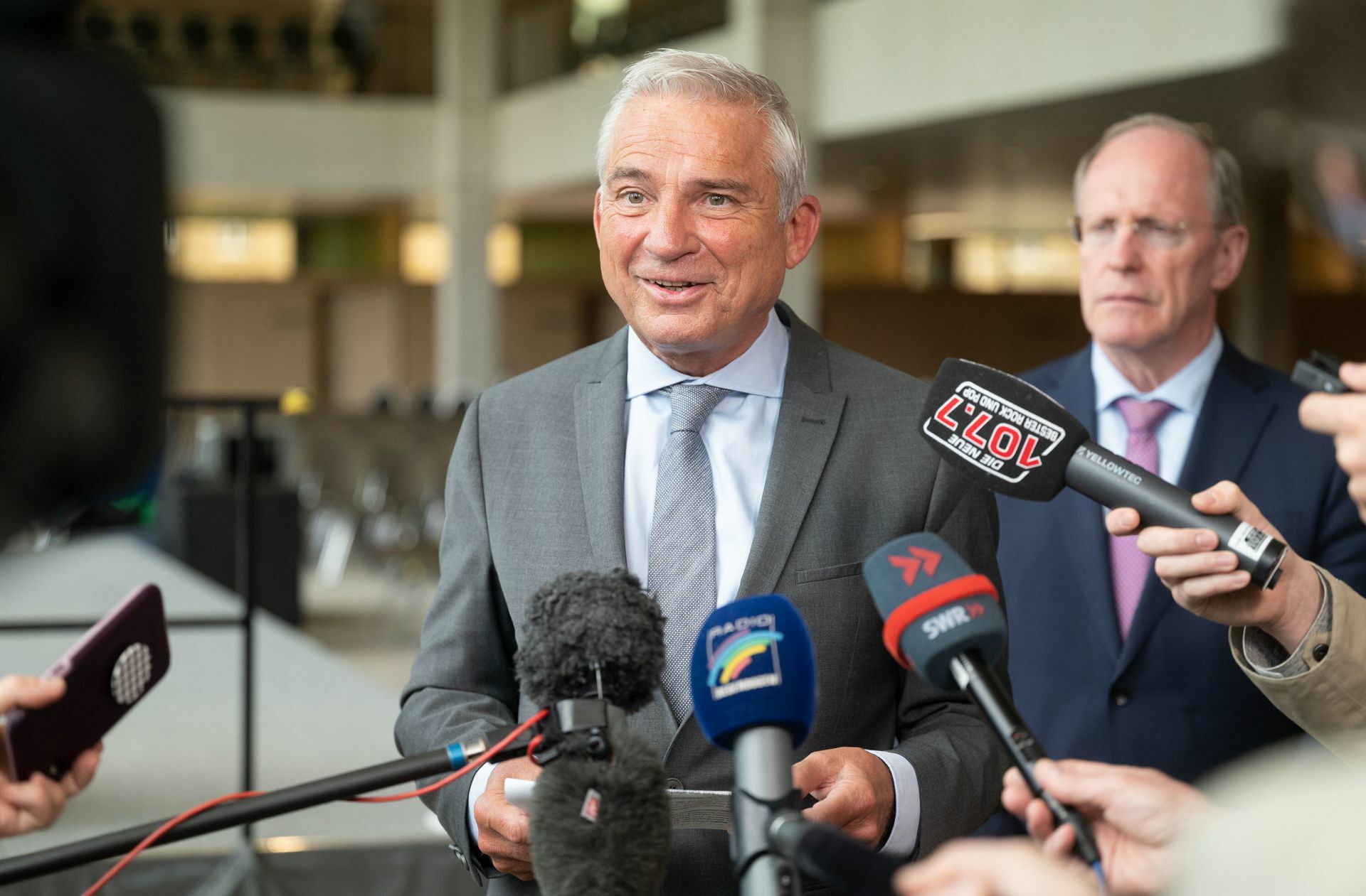 Innenminister Thomas Strobl stellt sich den Fragen der Journalisten