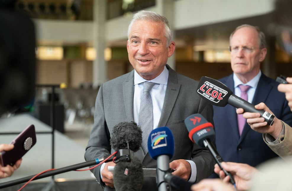 Innenminister Thomas Strobl stellt sich den Fragen der Journalisten