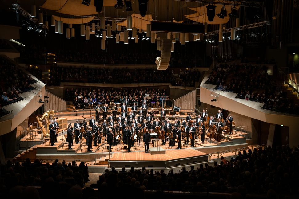 Am Sonntag übeträgt das Böblinger Kino das Silvesterkonzert der Berliner Philharmoniker.   Bild: Stephan Rabold