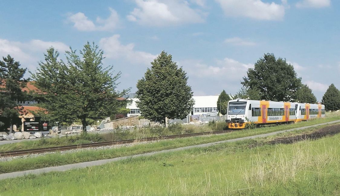 In den nächsten Jahren soll die Schönbuchbahn elektrifiziert werden. Das heißt, die Triebwagen sollen mit Elektro-Motoren fahren. Doch die Umstellung kostet bis 2018 voraussichtlich 89 Millionen Euro.	(Bild: Buscemi/A)