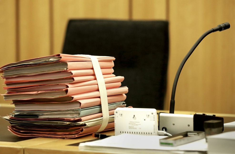 Aktenberge aus Papier soll es vor Gericht  nicht mehr geben. Seit Juni arbeitet die Justiz in Baden-Württemberg weitgehend mit der elektronischen Akte.