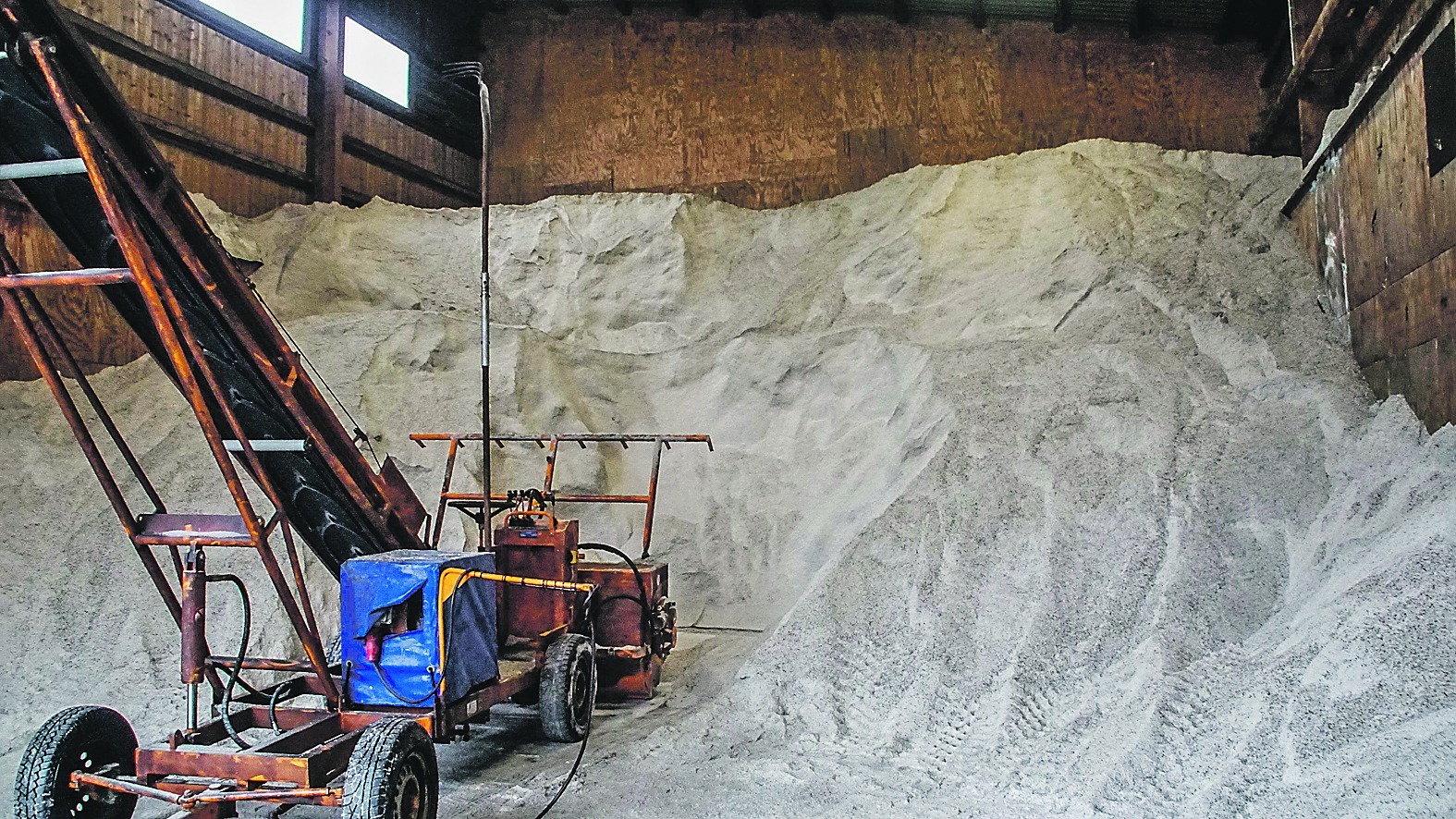 600 Tonnen Salz sind im Lager vorrätig. Bilder: SDMG/Dettenmeyer