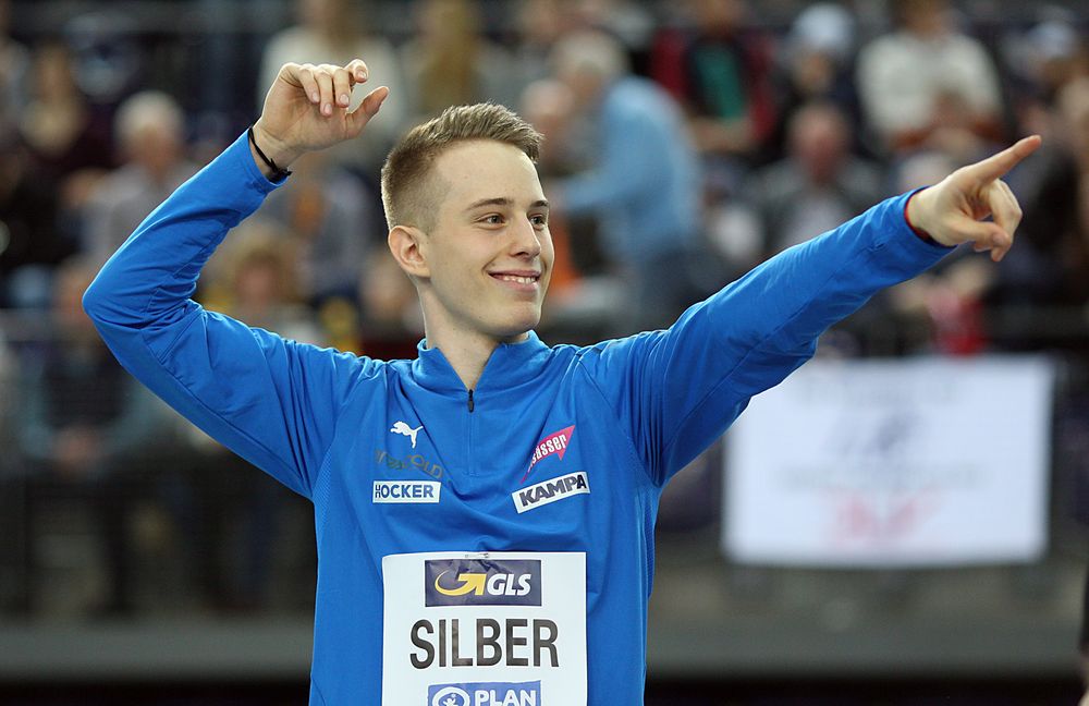 Nr. 484: Stefan Volzer, VfL Sindelfingen
Deutsche Leichtathletik-Hallenmeisterschaften in Leipzig (Arena, 22.02.2020)
Fotograf: Ralf Görlitz, Ginsterweg 10-2, 69469 Weinheim / 06201-290326,  info@rgsportbilder.de, www.rgsportbilder.de / Bankverbindung: Sparkasse Rhein Neckar Nord, Blz 670 505 05, Konto: 384 706 04, IBAN DE10 6705 0505 0038 4706 04, BIC MANSDE66XXX / Steuer-Nr. 47126/53026, Finanzamt Weinheim, Umsatzsteuer 7 %
Veröffentlichung nur gegen Honorar und Urhebervermerk. Mit der Honorarzahlung wird ein einfaches Nutzungsrecht erworben. Verwendung außerhalb journalistischer Zwecke nur mit ausdrücklicher Zustimmung des Urhebers.