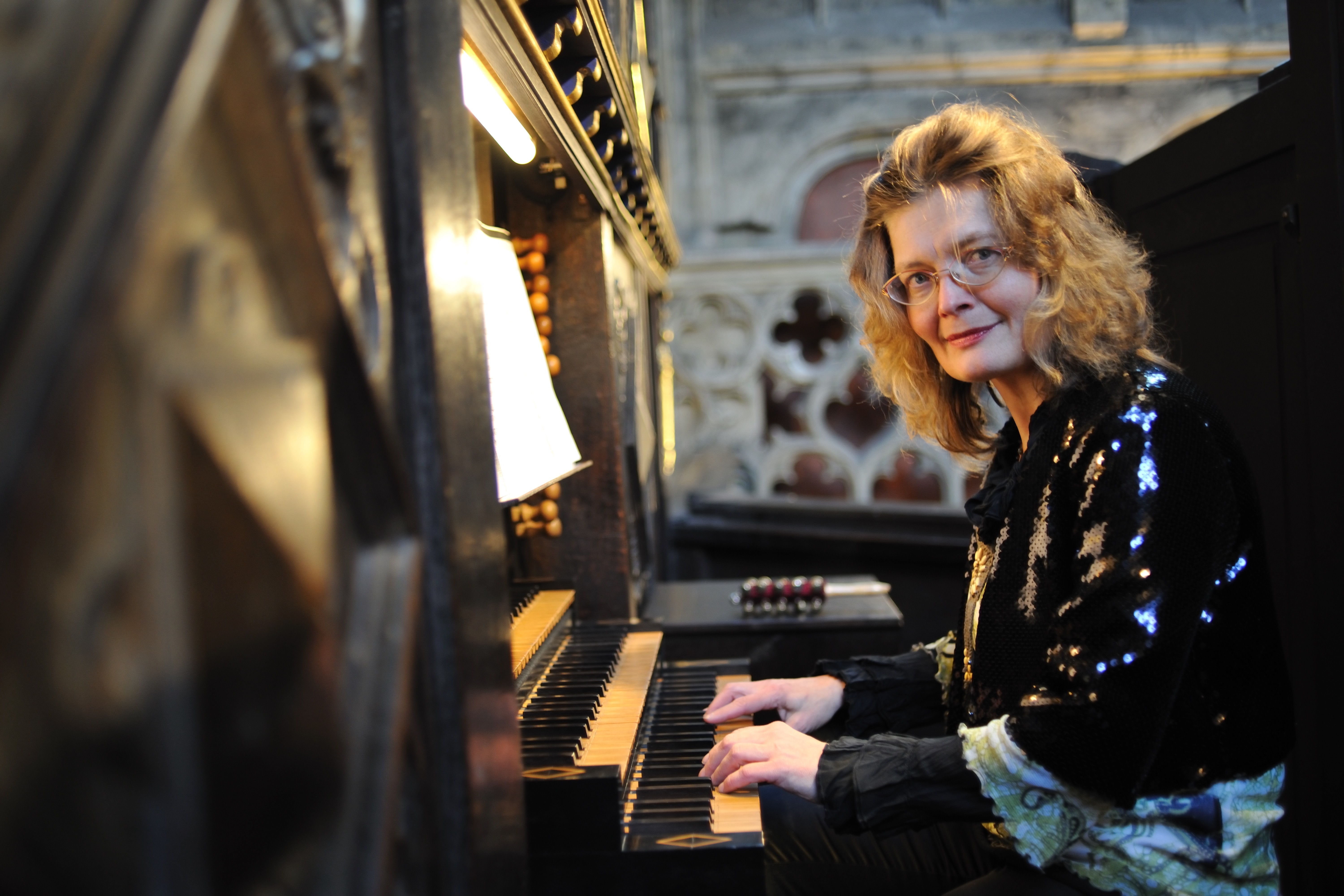 Organistin Ines Maidre musiziert am Samstag bei der Orgelreihe in der Martinskirche. Los geht es um 17 Uhr.  Bild: z
