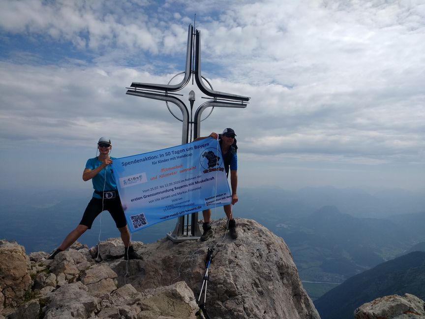 Auf dem Gipfel des Hohen Goell.      Bild: z