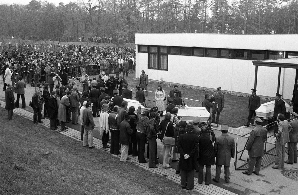 4. Die RAF-Todesnacht 1977: Was wussten die Behörden über den vereinbarten Selbstmord der RAF-Terroristen Andreas Baader, Gudrun Ensslin und Jan-Carl  Raspe?
 Foto: imago stock&people
