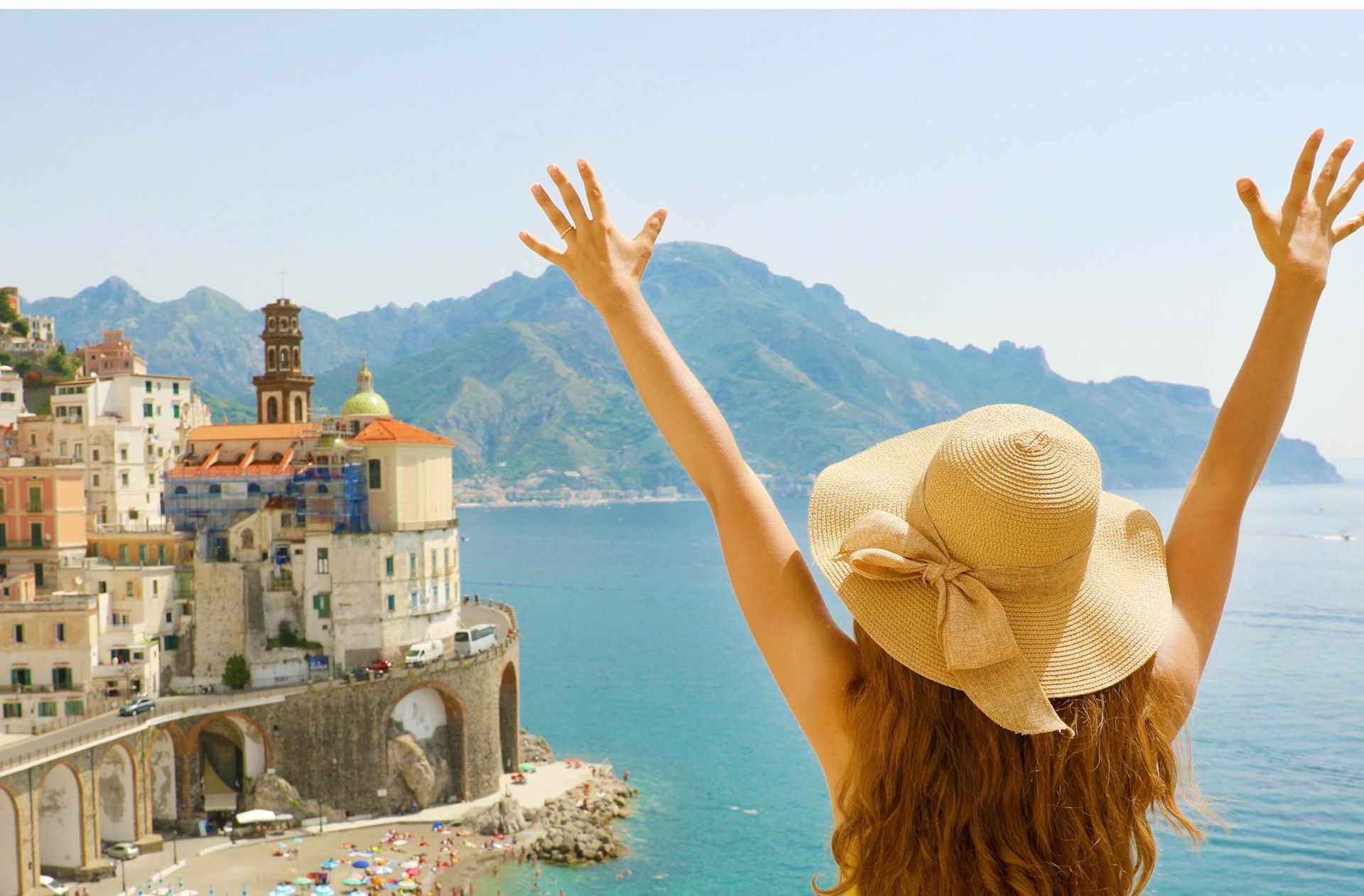 Juhu! Man kann wieder nach Italien reisen. Allerdings müssen Urlauber einen negativen Test mitbringen, auch wenn sie geimpft sind. Foto: imago/Panthermedia