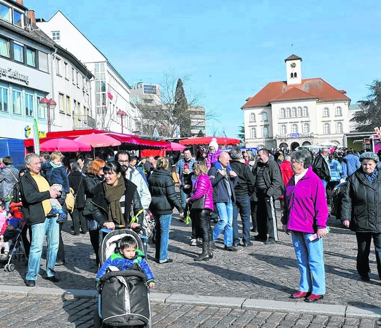 Auch der verkaufsoffene Sonntag wird am Wochenende in den Super-Sonntag integriert. Auf die Besucher wartet ein Tag der Attraktionen. Bild: Stampe/A