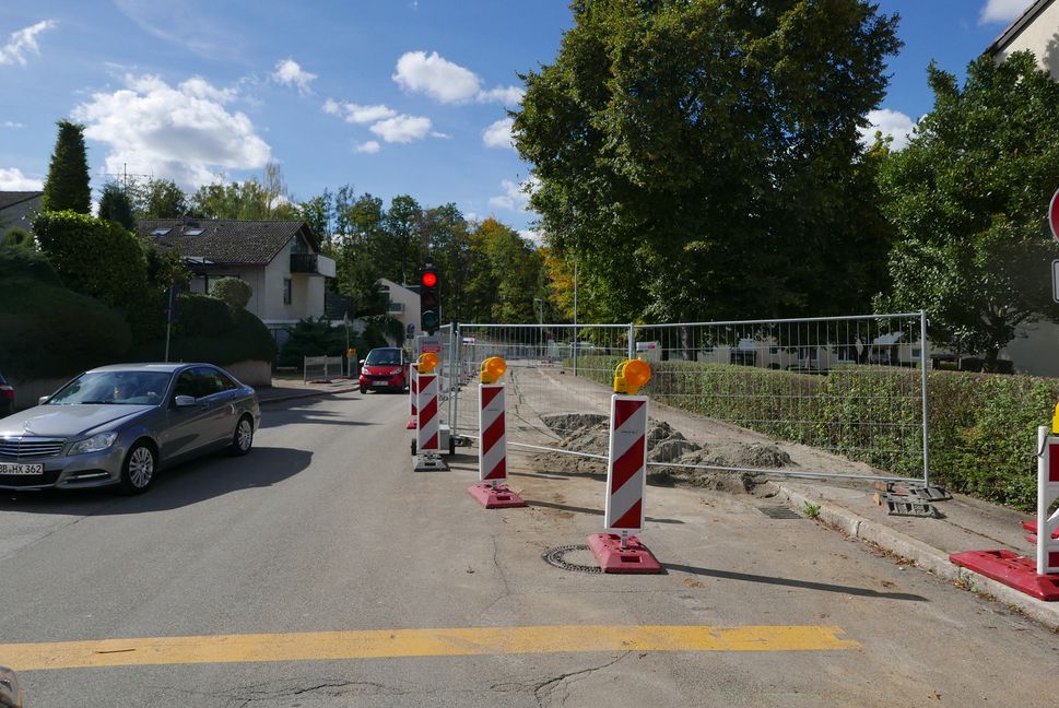 Wenig Bewegung an der Baustelle am Flaschenhals in der Taunusstraße. Bild: Jung