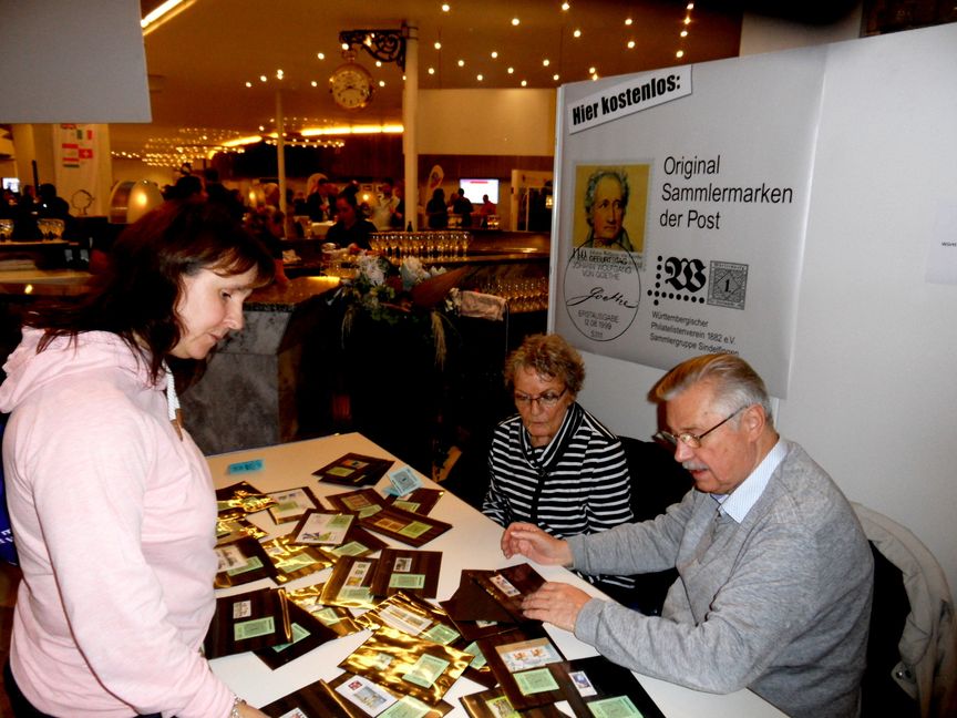 Gisela Jürchott und Siegfried Mistele von der Sammlergruppe Sindelfingen.