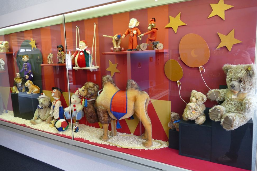 Ein Zirkus mit Teddy-Publikum Bild: Lück