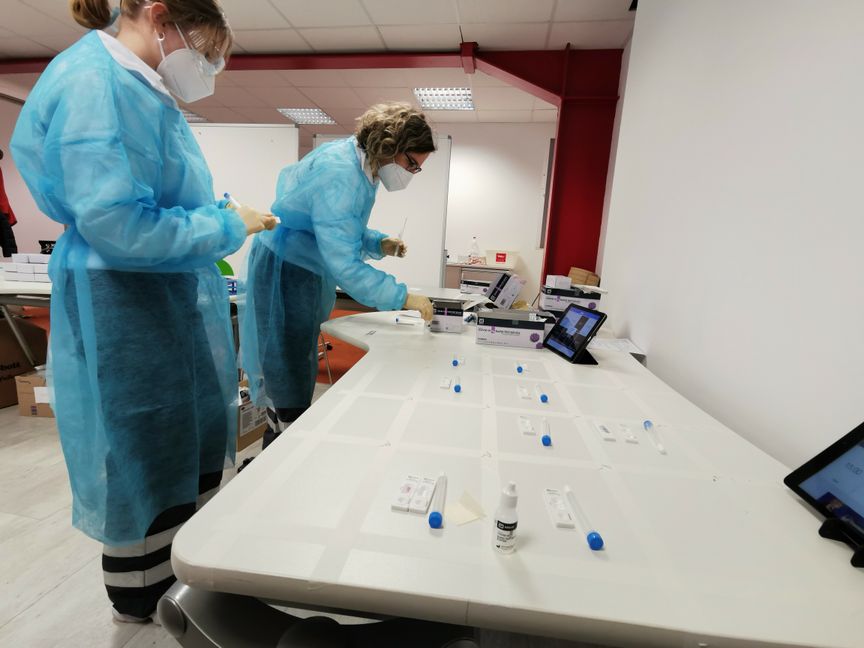 Das Schnelltestzentrum in Holzgerlingen ist das Vorbild für die weiteren Schnelltestzentren im Kreis Böblingen.Bild: Hamann/A
