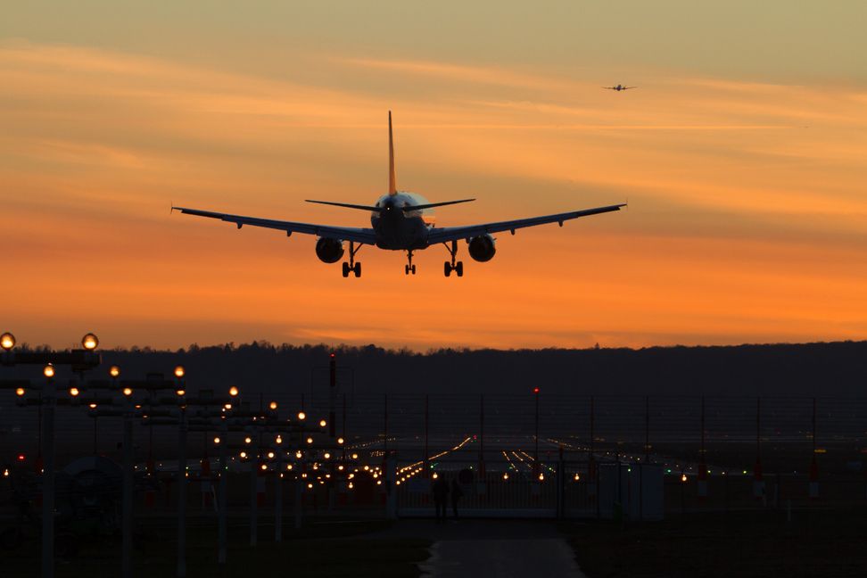 Der Flughafen Stuttgart ist der internationale Flughafen der baden-württembergischen Landeshauptstadt Stuttgart. Er liegt größtenteils auf der Gemarkung der Städte Leinfelden-Echterdingen und Filderstadt. Bild: waechter-media.de/Adobe Stock