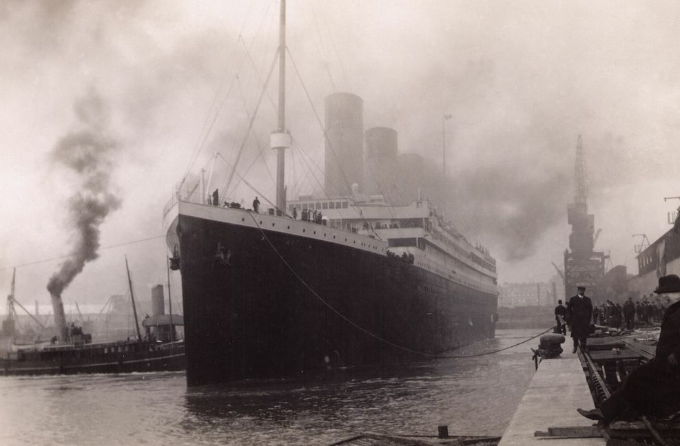 Leinen los! Am 10. April 1912, 12 Uhr, verlässt die Titanic  den nebligen Hafen von Southampton Foto: /