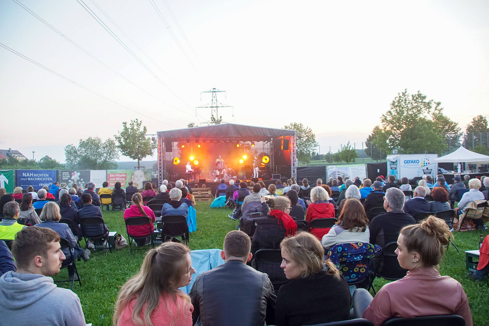 "Kultur im Freien“ gibt's auch in diesem Jahr in Holzgerlingen. Los geht's dort am 2. Juni mit einer Show von Nils Strassburg.  Heute Abend startet die Veranstaltungsreihe auf dem Herrenberger Marktplatz. Bild: Dettenmeyer/Archiv