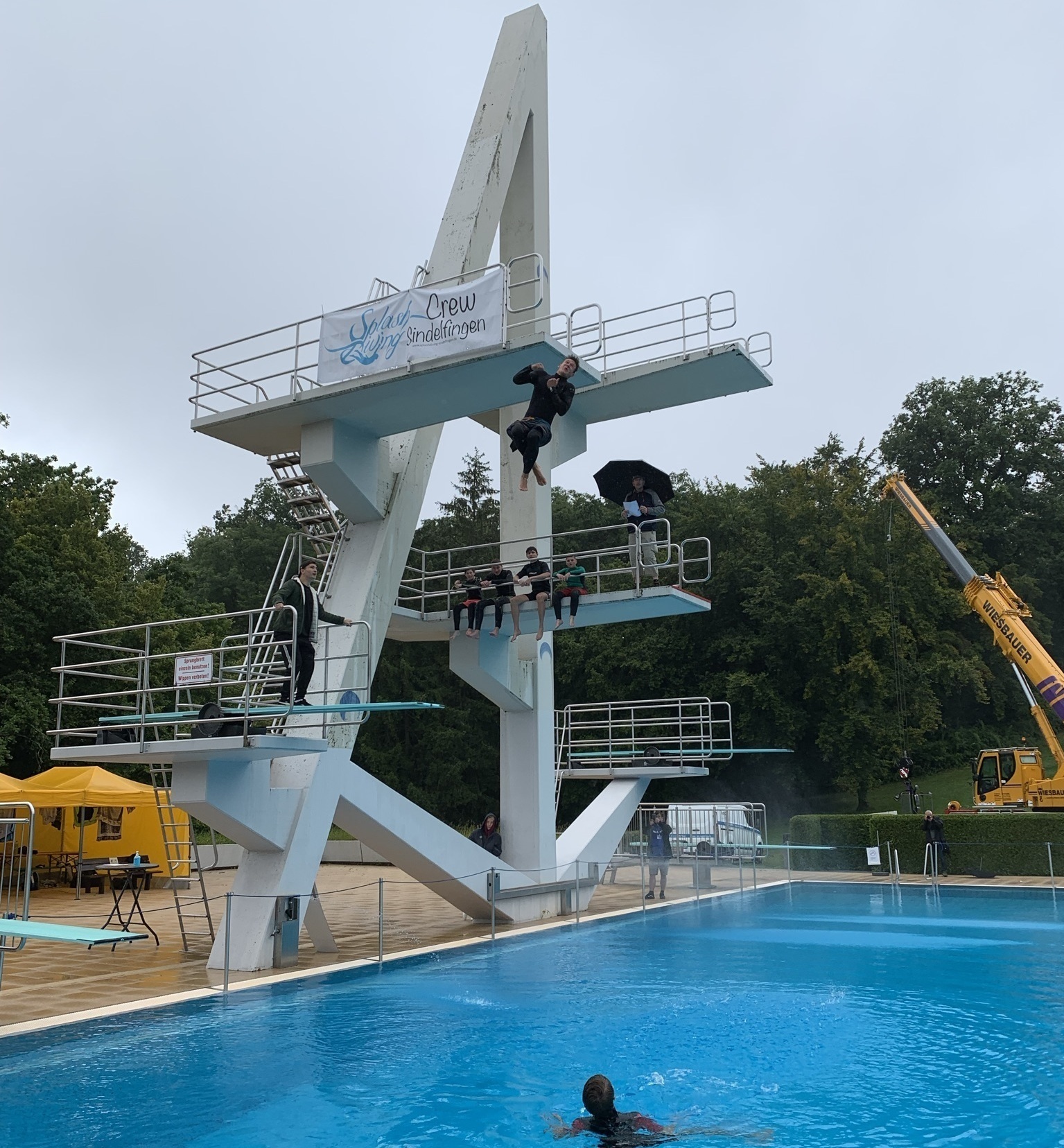 Hoch hinaus geht es auch beim Wettkampf vom 3-Meter-Brett. Bild: Holzapfel
