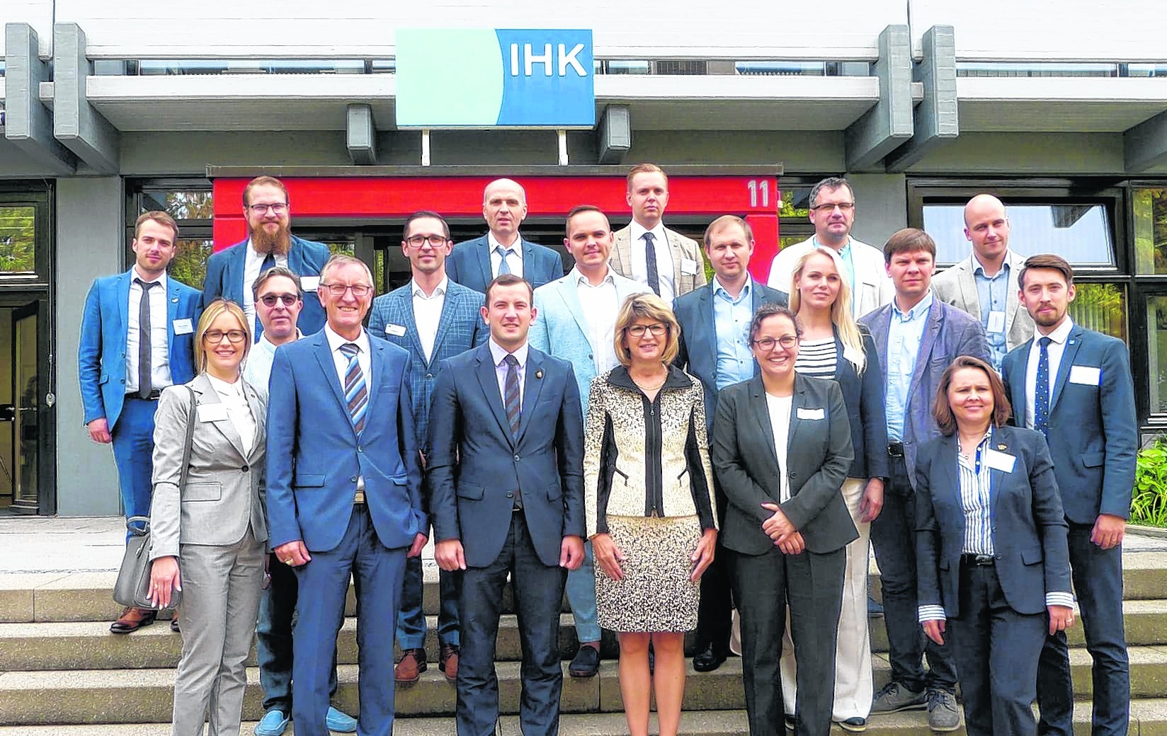 Zu Gast bei der Bezirkskammer Böblingen – die litauische Unternehmerdelegation mit Wirtschaftsminister Virginijus Sinkevièius (Dritter von links), Gastgeberin IHK-Vizepräsidentin Christina Almert (Vierte von links). Bild: z