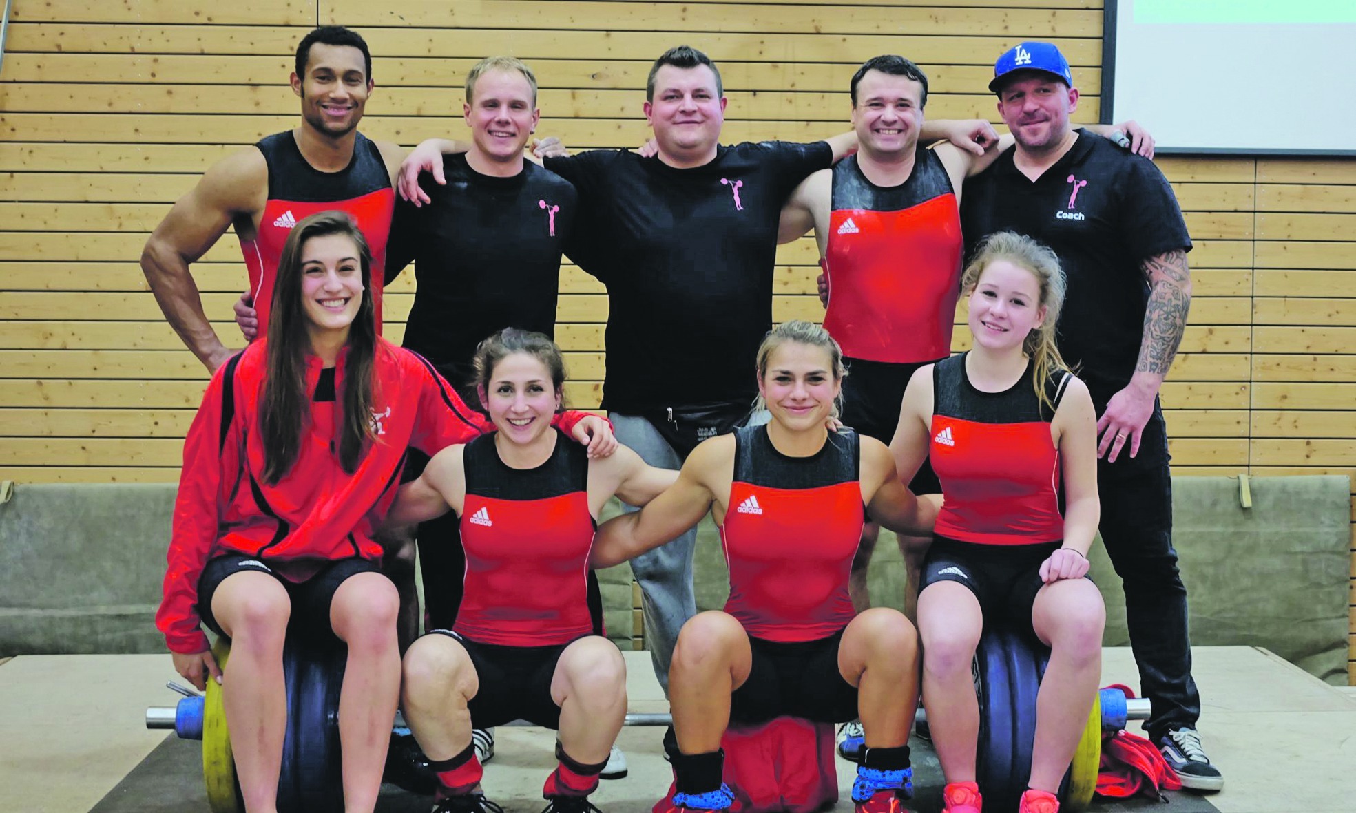 Spitzenreiter SV Magstadt. Hinten von links: Philipp Stiegler, Tobias Reichert, Joachim Schumacher, Radovan Klabal, Stefan Köhler. Vorne von links: Josina Dutschmann, Antonia Hohenberger, Lena Maurer, Klara Klabalova. Bild: z