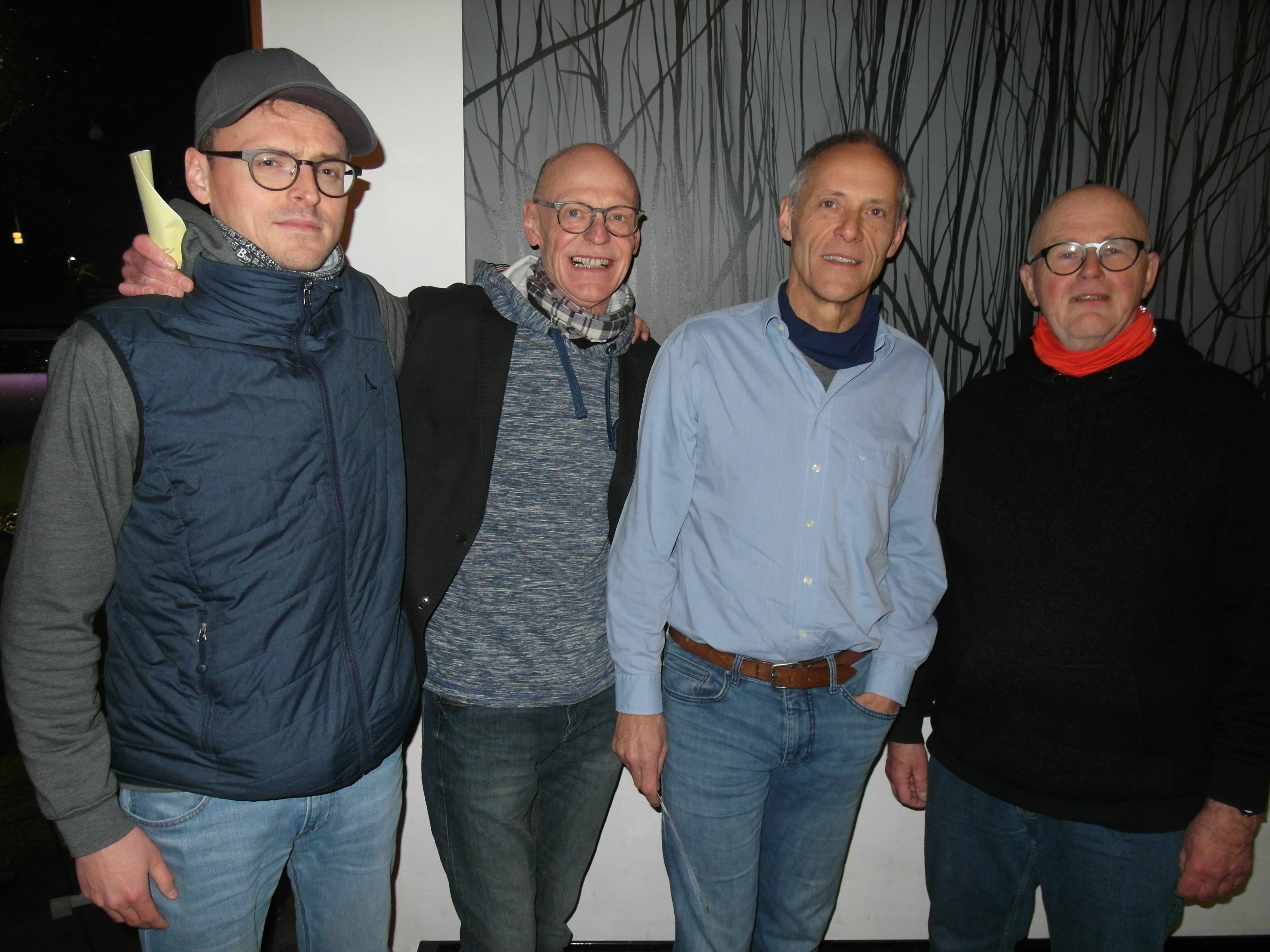 Engagierte Denker im Böblinger Freiraum (von links): Manuel Elsässer, Bernd Elsässer, Prof. Klaus Weber, Harald Sichler.                         Bild: Staber