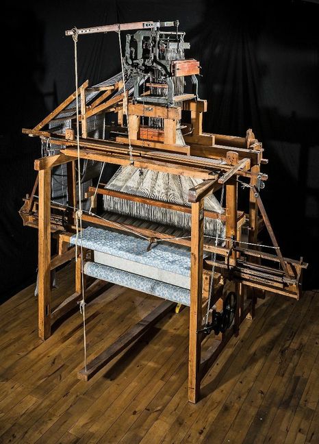 Ein Jacquard-Webstuhl, wie er in Sindelfingen ausgestellt wird. Bild: Tarek Musleh