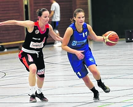 Christina Finkbeiner (rechts) hielt die SVB im Spiel. Bild: automotorart/A