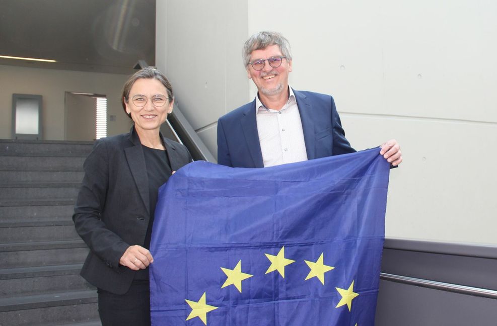 Martina Klärle und Raimund Hudak sind ganz auf Europa eingestellt.