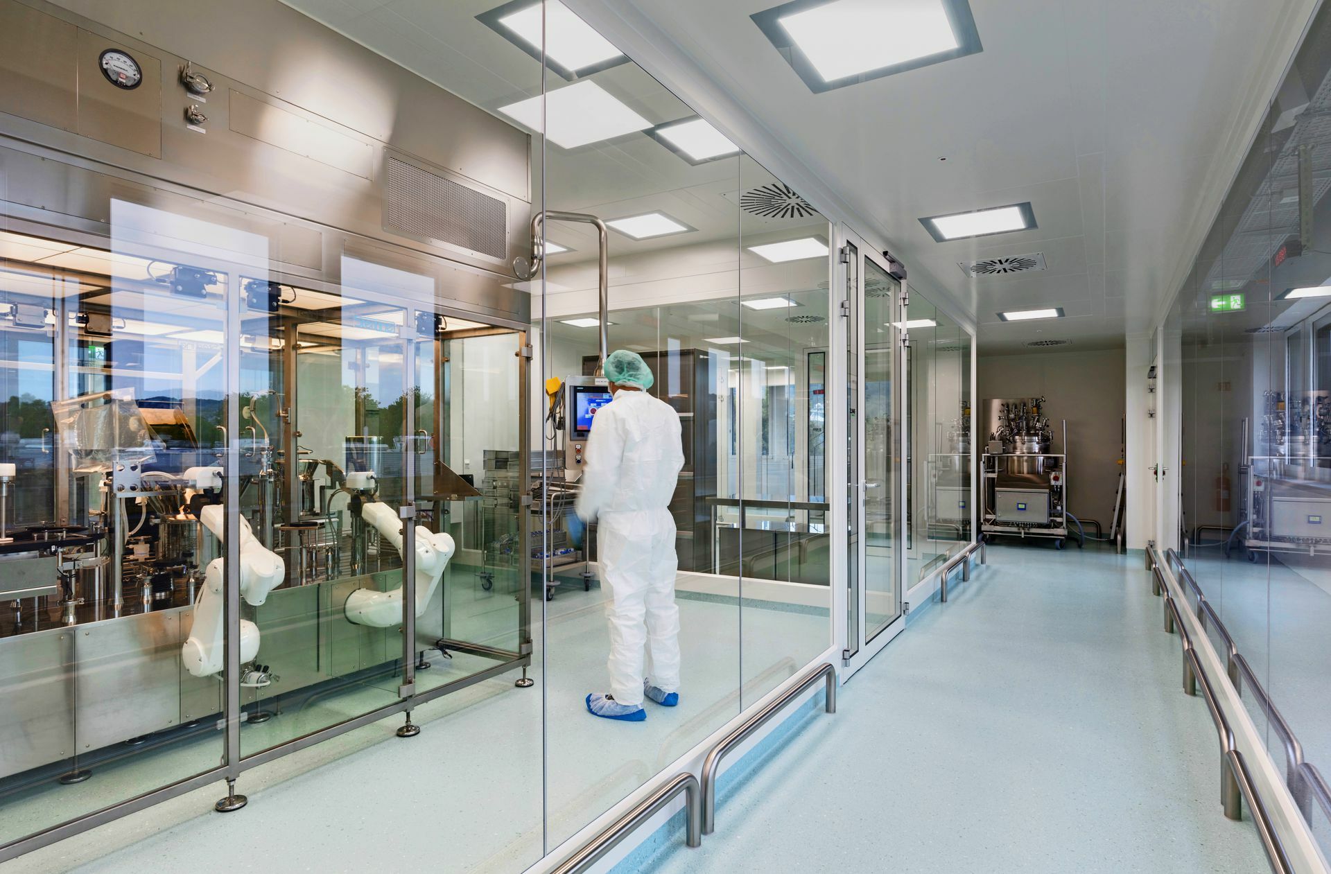 Halbleiter können nur in einer Umgebung mit besonders  sauberer Luft gefertigt werden. Die Konzeption solcher  Reinräume ist eine Spezialität  von Exyte. Foto: &nbsp;