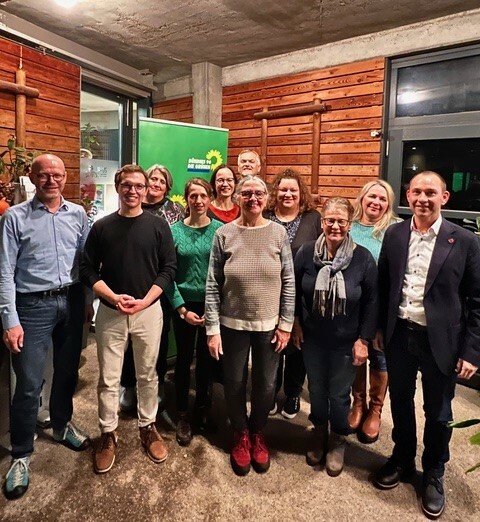Böblingens Oberbürgermeister Dr. Stefan Belz (rechts) steht auf Platz zwei der grünen Wahlliste für den Kreistag. Bild: z