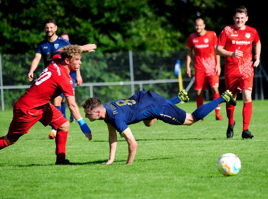 Bauchlandung im Pokal: Mirza Vila und der TV Darmsheim scheiden im Achtelfinale aus. Bild: photostampe