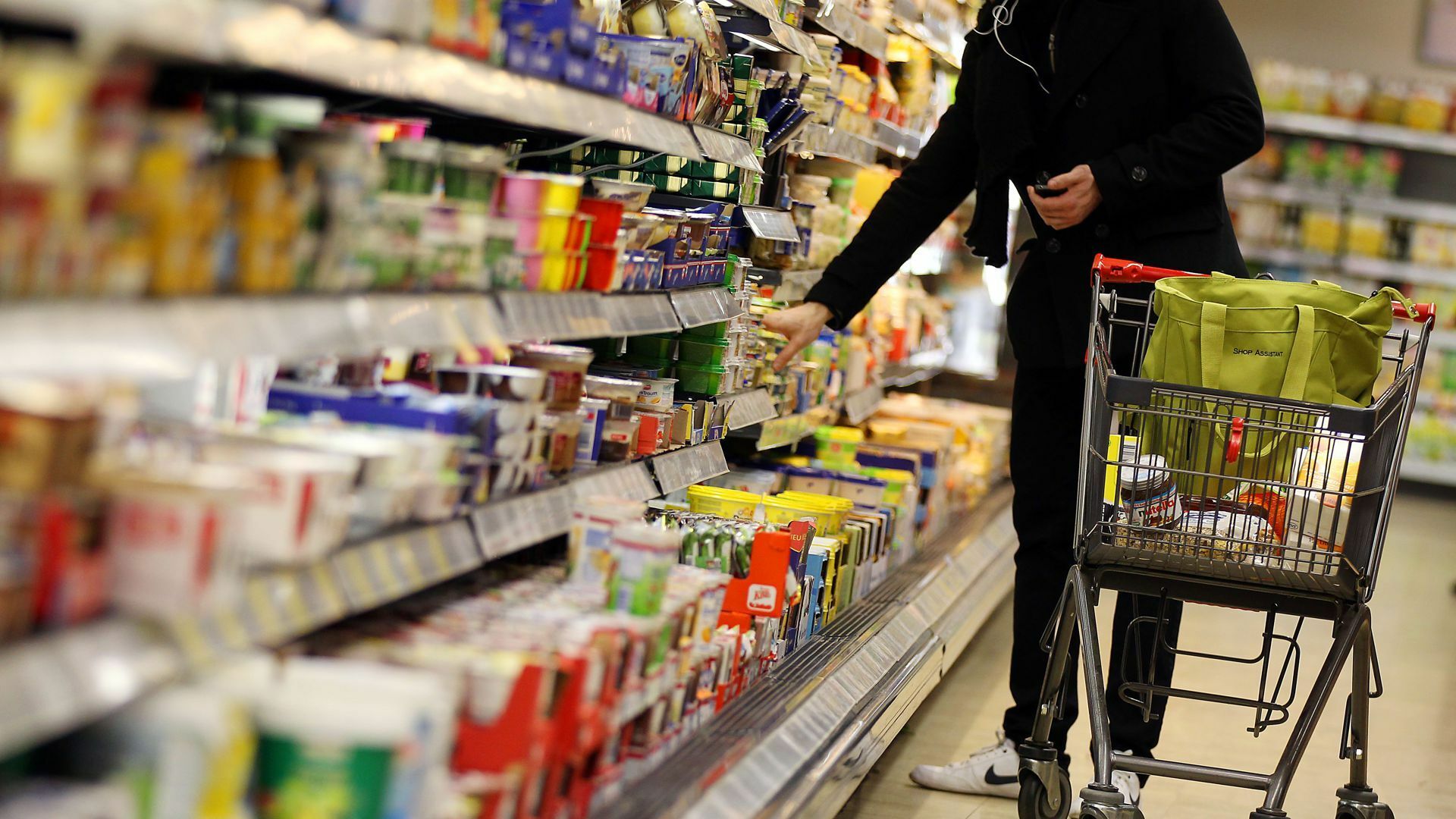 Mogelpackungen sind für Verbraucher schwer zu erkennen.      Foto: dpa/Oliver Berg