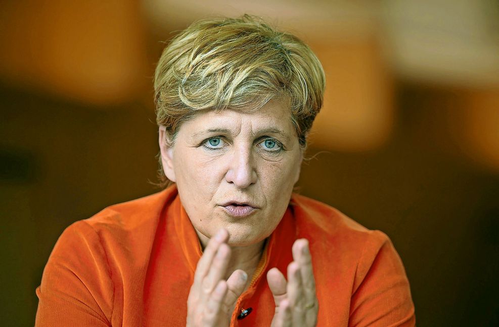 Die Wohnungsministerin Nicole Razavi muss große Erwartungen erfüllen.
 Foto: dpa/Bernd Weissbrod