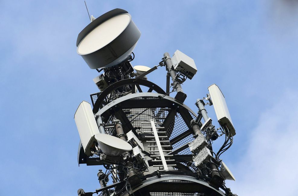 5G-Funkmast: Der Ausbau mit dem neuen Mobilfunkstandard geht rasant voran, allerdings sind noch nicht alle Funktionen zu haben. Foto: dpa