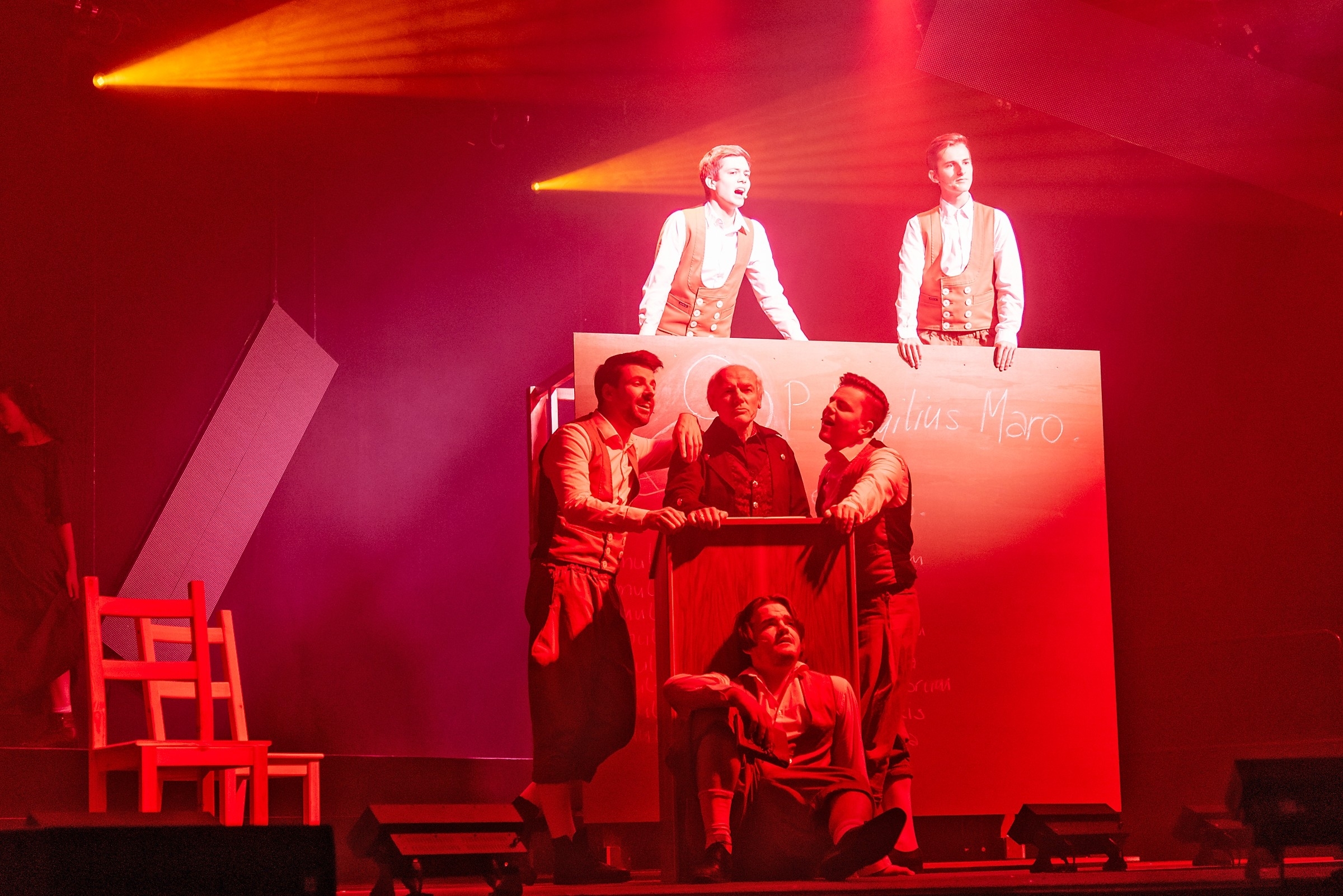 Die Junge Bühne hat bei der Biennale 2021 mit „Frühlings Erwachen“ ein beeindruckendes Musical auf die Bühne der Klosterseehalle gebracht. Ob es dort 2023 eine Rock-Oper geben wird, ist noch offen. Bild: Nüßle/A