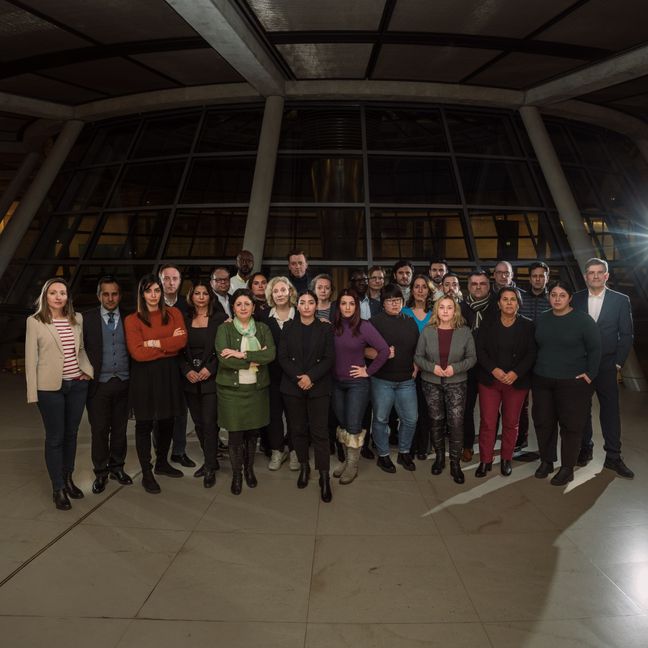 Die SPD-Bundestagsabgeordneten im Reichstagsgebäude. Bild: z