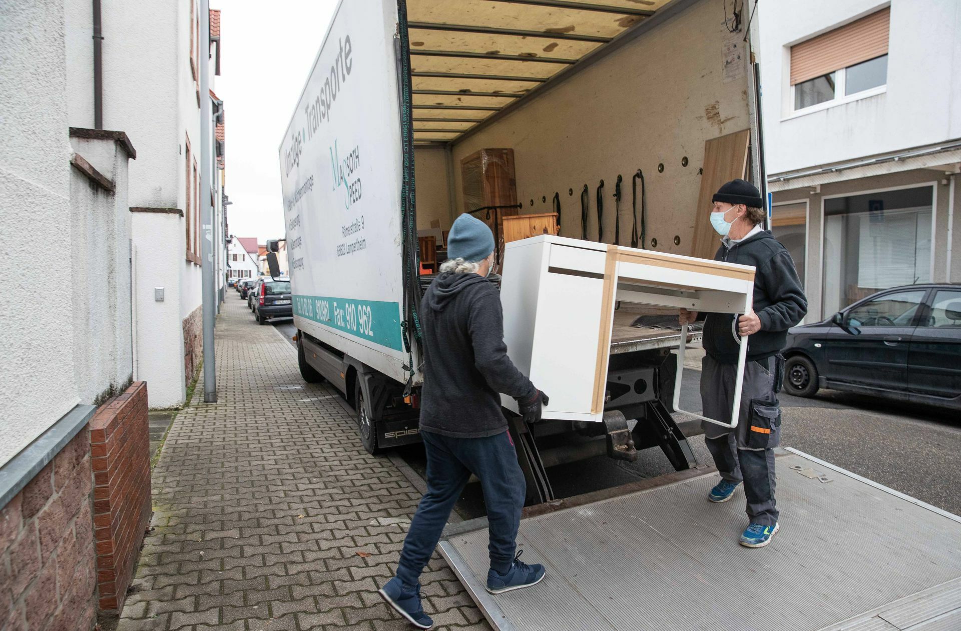 Beim Vermieten kommt es nicht nur darauf an, wer in die Wohnung einzieht. Potenzielle Eigentümer sollten sich klar sein, welche Kosten auf sie zukommen.
Foto: imago images/Gutschalk