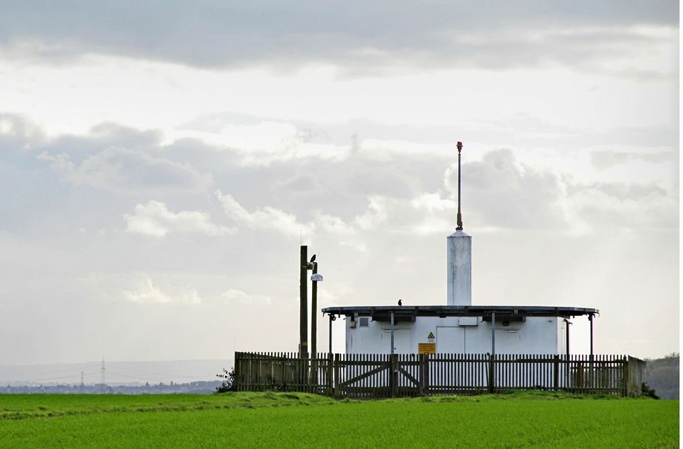 Um die Drehfunkfeuer – im Bild die Anlage bei Affalterbach – gibt es seit Jahren Streit.
Foto: Schaewen