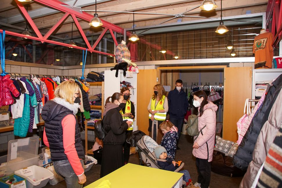 Reges Interesse in der Sindelfinger Klosterseehalle.  Bild: Dettenmeyer