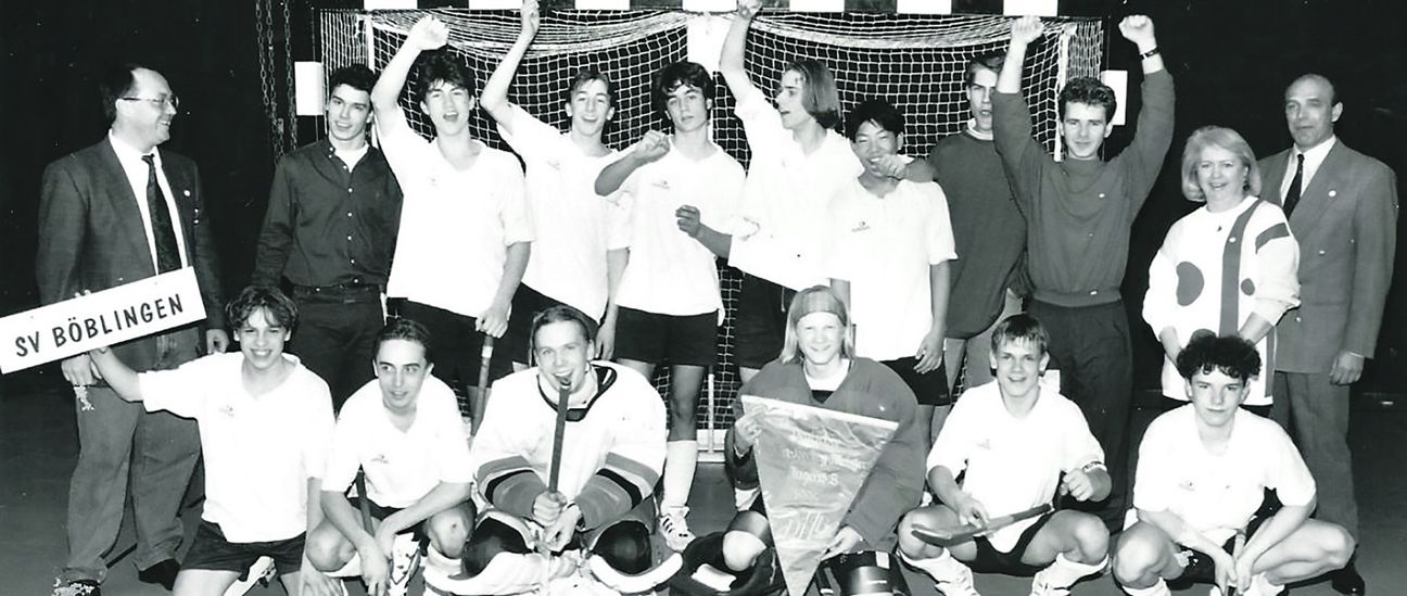 Der größte Erfolg in 50 Jahren: 1994 gewinnt die Jugend B mit dem späteren Olympia Medaillen-Gewinner Sascha Reinelt (vorne rechts) die deutsche Meisterschaft.  Bild: Meyer