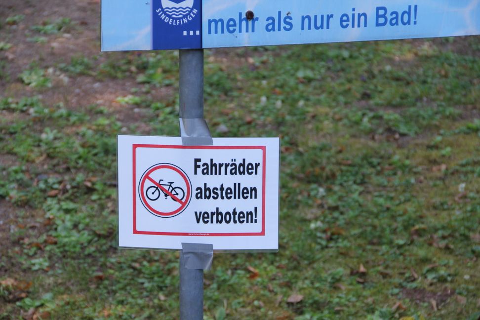 Klare Ansage. Diese Schilder hängen mittlerweile nicht mehr.Bild: Oberdorfer