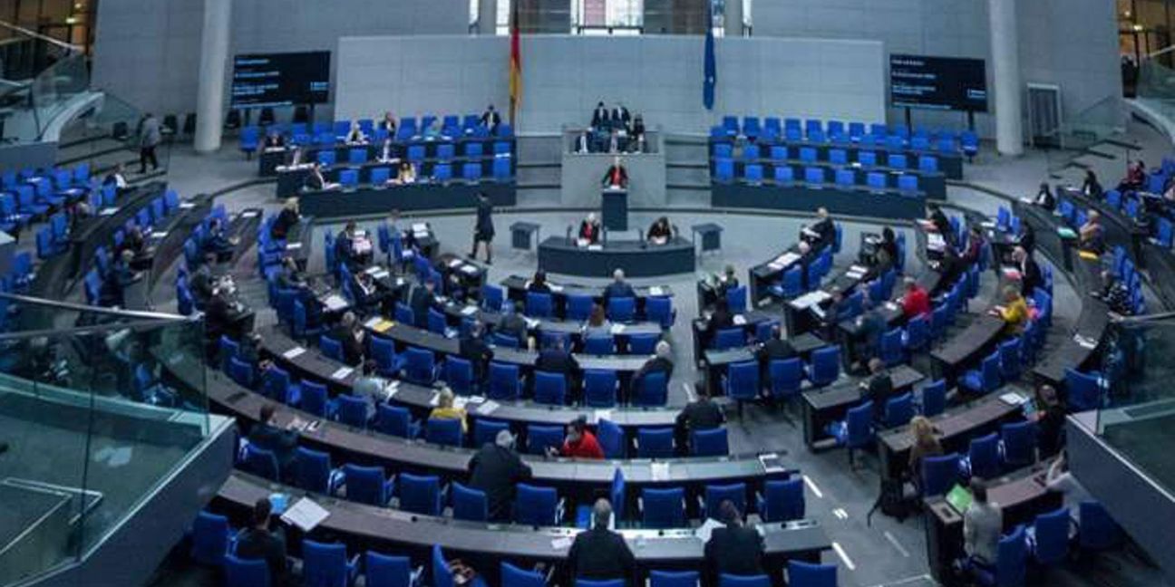 Die Abgeordneten des Bundestages haben der Regierung in der Pandemie Sonderrechte übertragen – nun wollen sie sie zumindest teilweise wieder zurückholen.