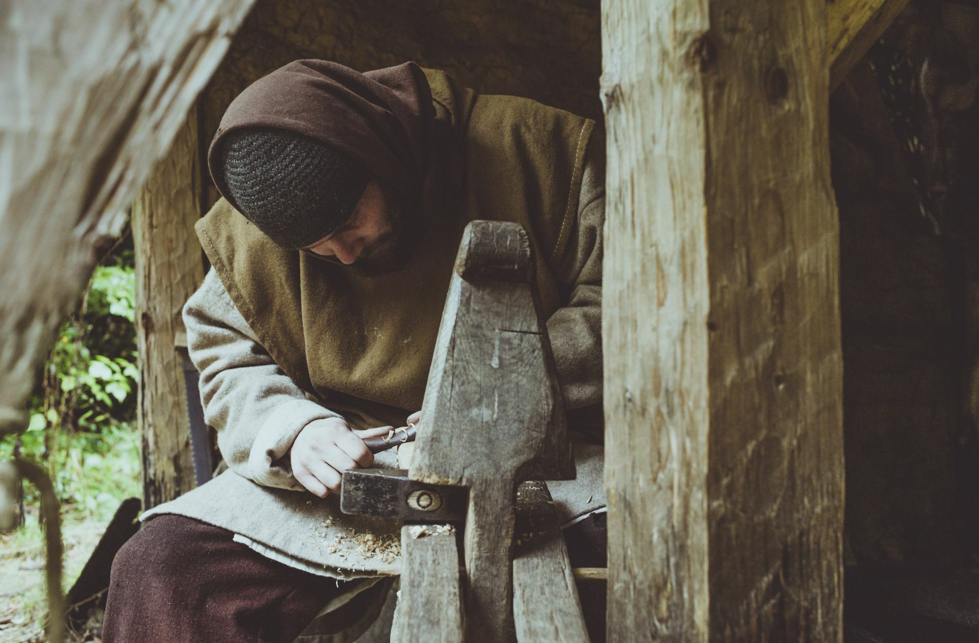 Für die Handwerker ist Fingerspitzengefühl, Konzentration und vor allem eine große Portion Geduld essenziell.
